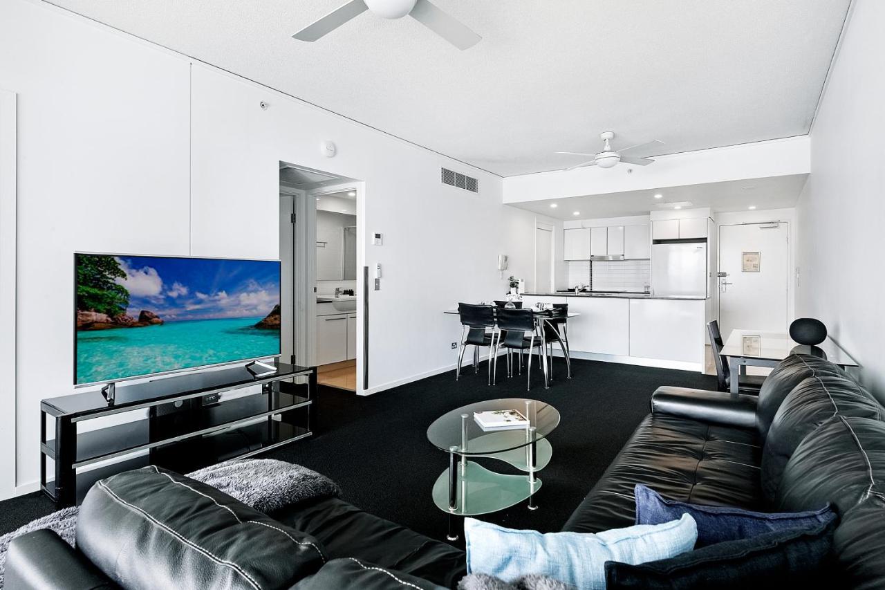 Sierra Grand Broadbeach - Self Contained & Privately Managed Apartments Голд-Кост Экстерьер фото