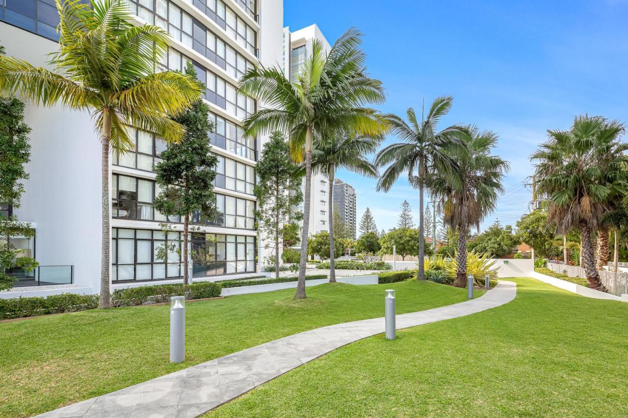 Sierra Grand Broadbeach - Self Contained & Privately Managed Apartments Голд-Кост Экстерьер фото