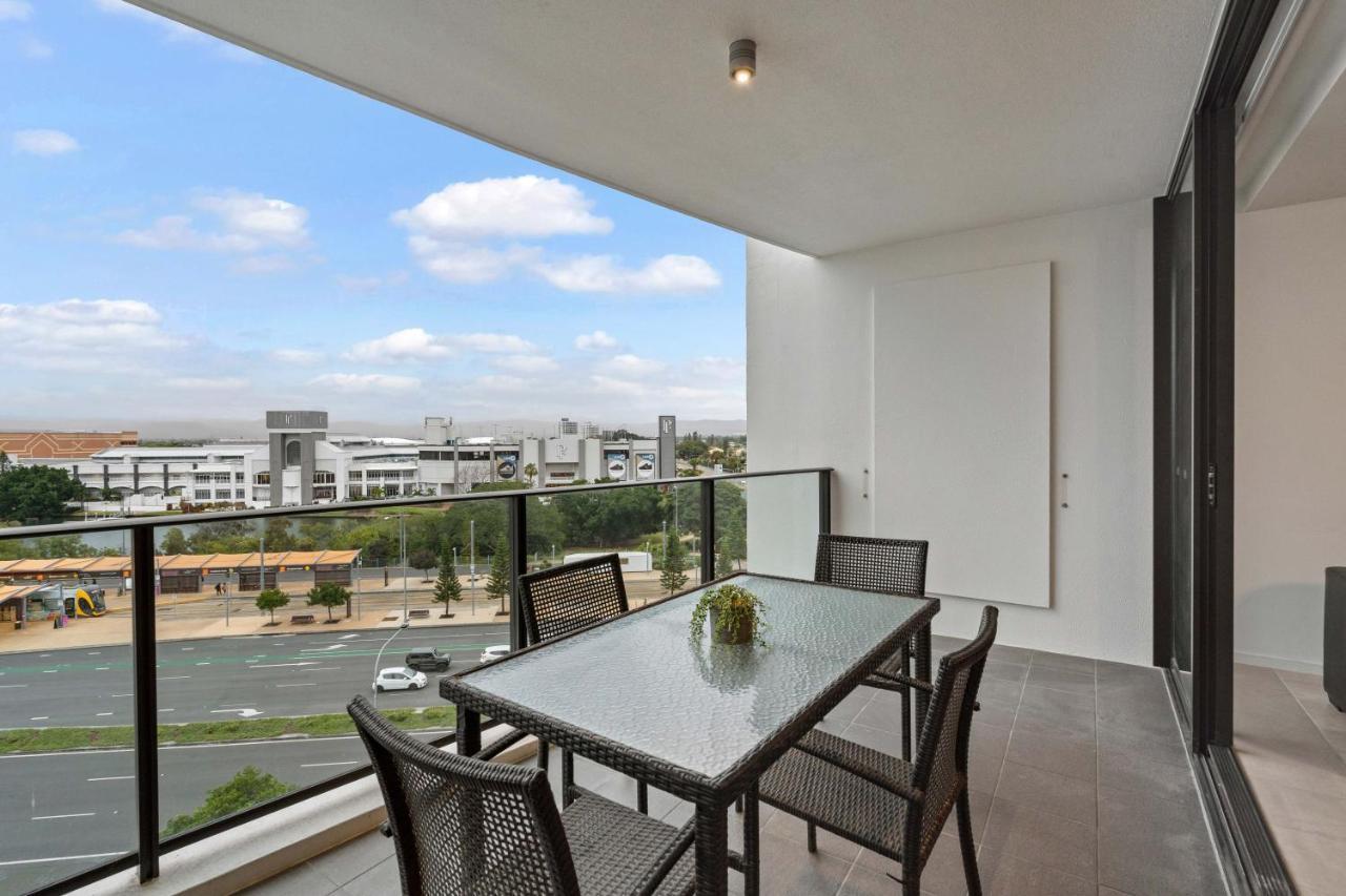 Sierra Grand Broadbeach - Self Contained & Privately Managed Apartments Голд-Кост Экстерьер фото