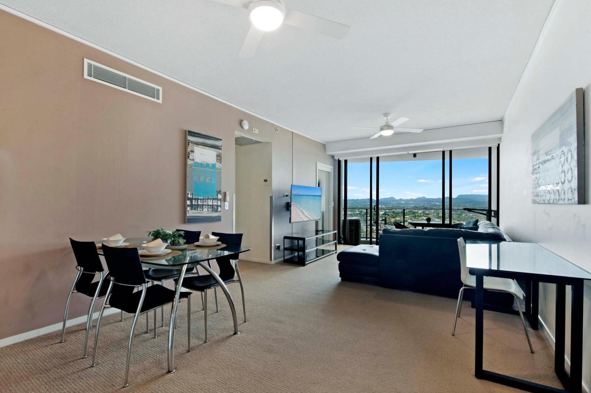 Sierra Grand Broadbeach - Self Contained & Privately Managed Apartments Голд-Кост Экстерьер фото
